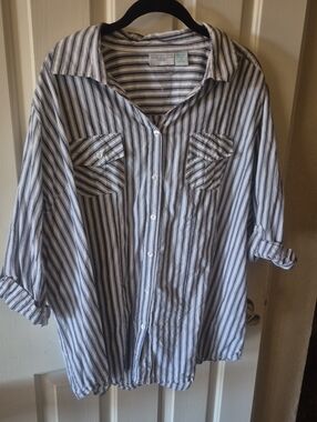 Company One Woman Blue and White Striped Button-Down Shirt 3x